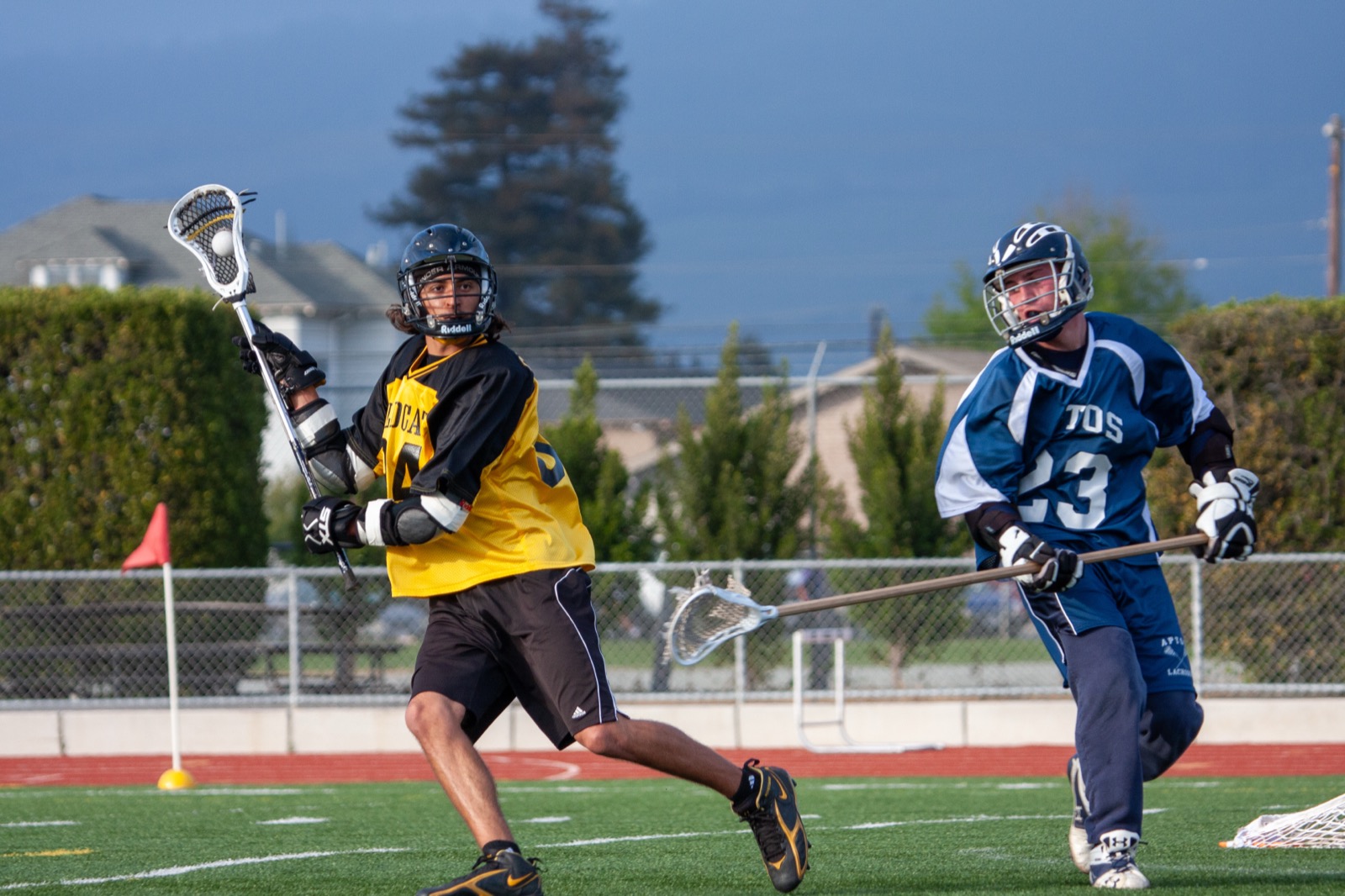 Aptos and Watsonville in close quarters