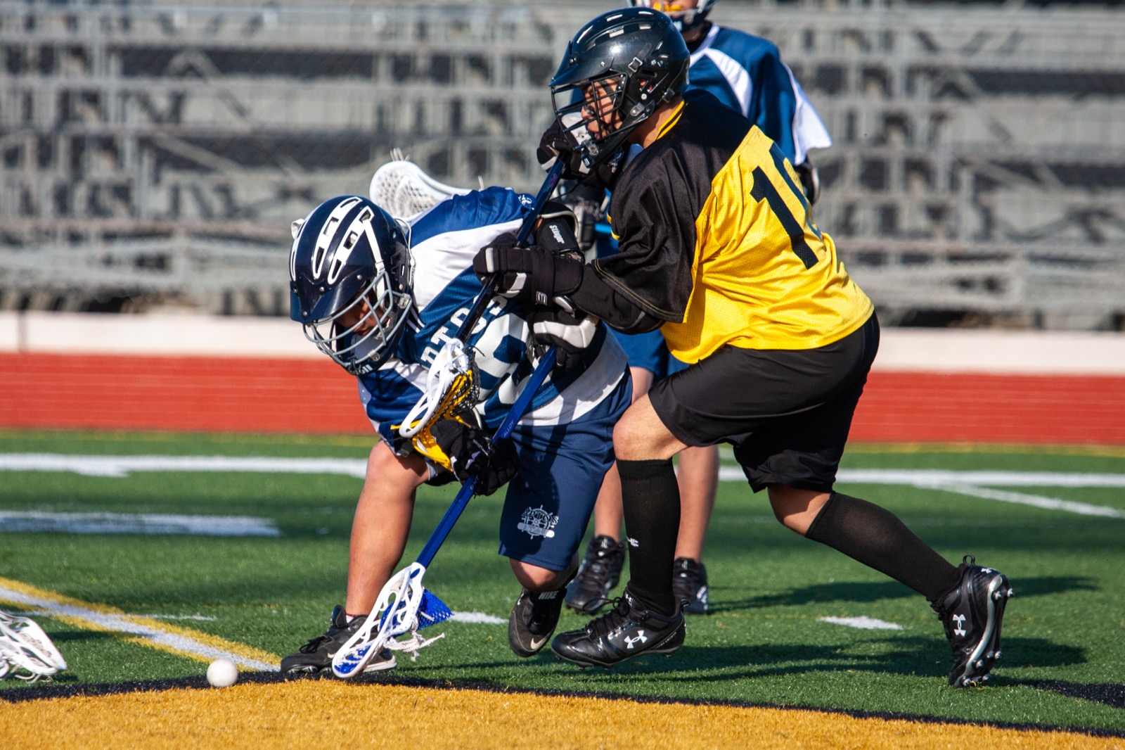 Aptos vs Watsonville game action