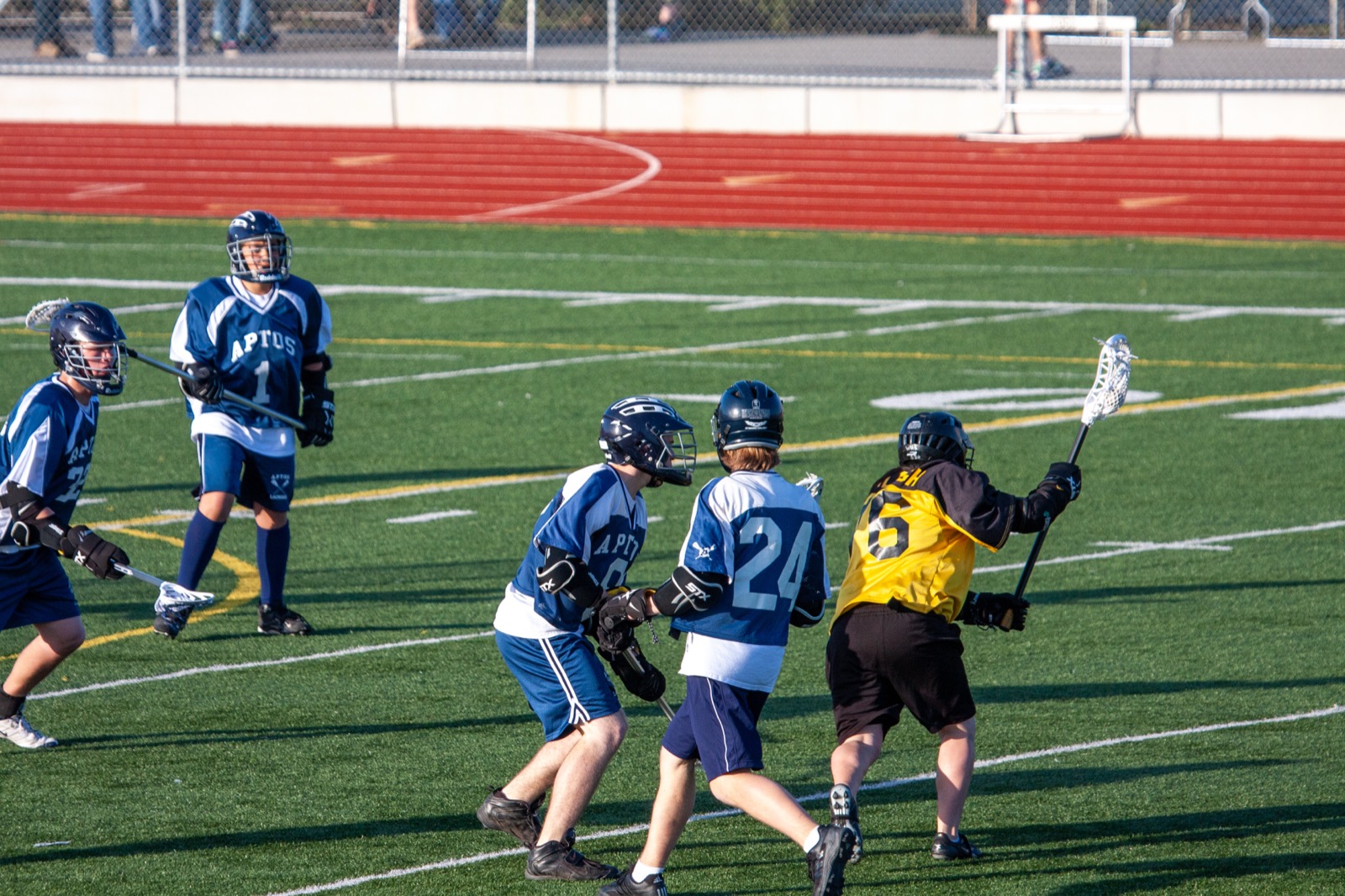 Aptos vs Watsonville game action