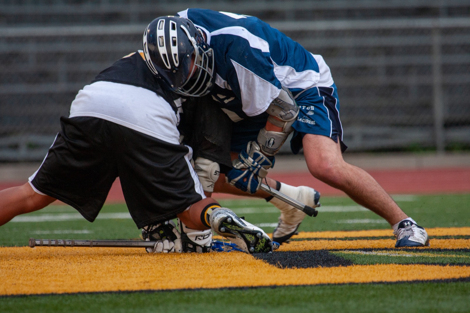 Aptos vs Watsonville game action on the road