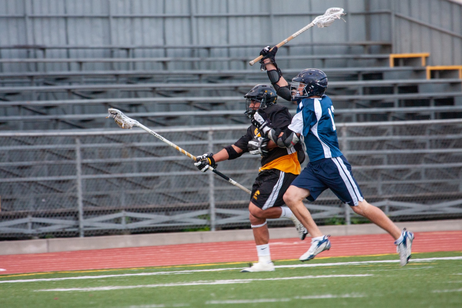 Aptos vs Watsonville game action on the road
