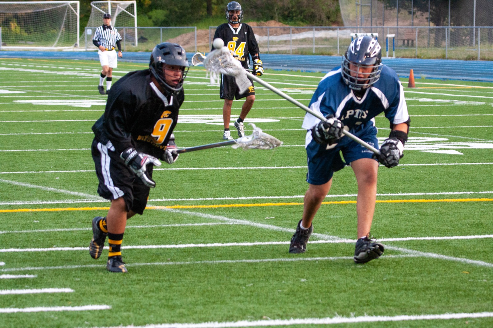 Aptos vs Watsonville game action