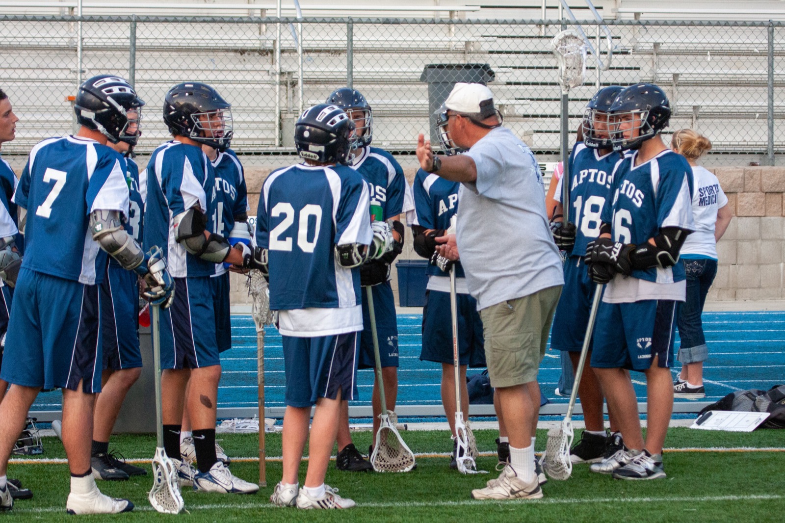 Aptos vs Watsonville game action