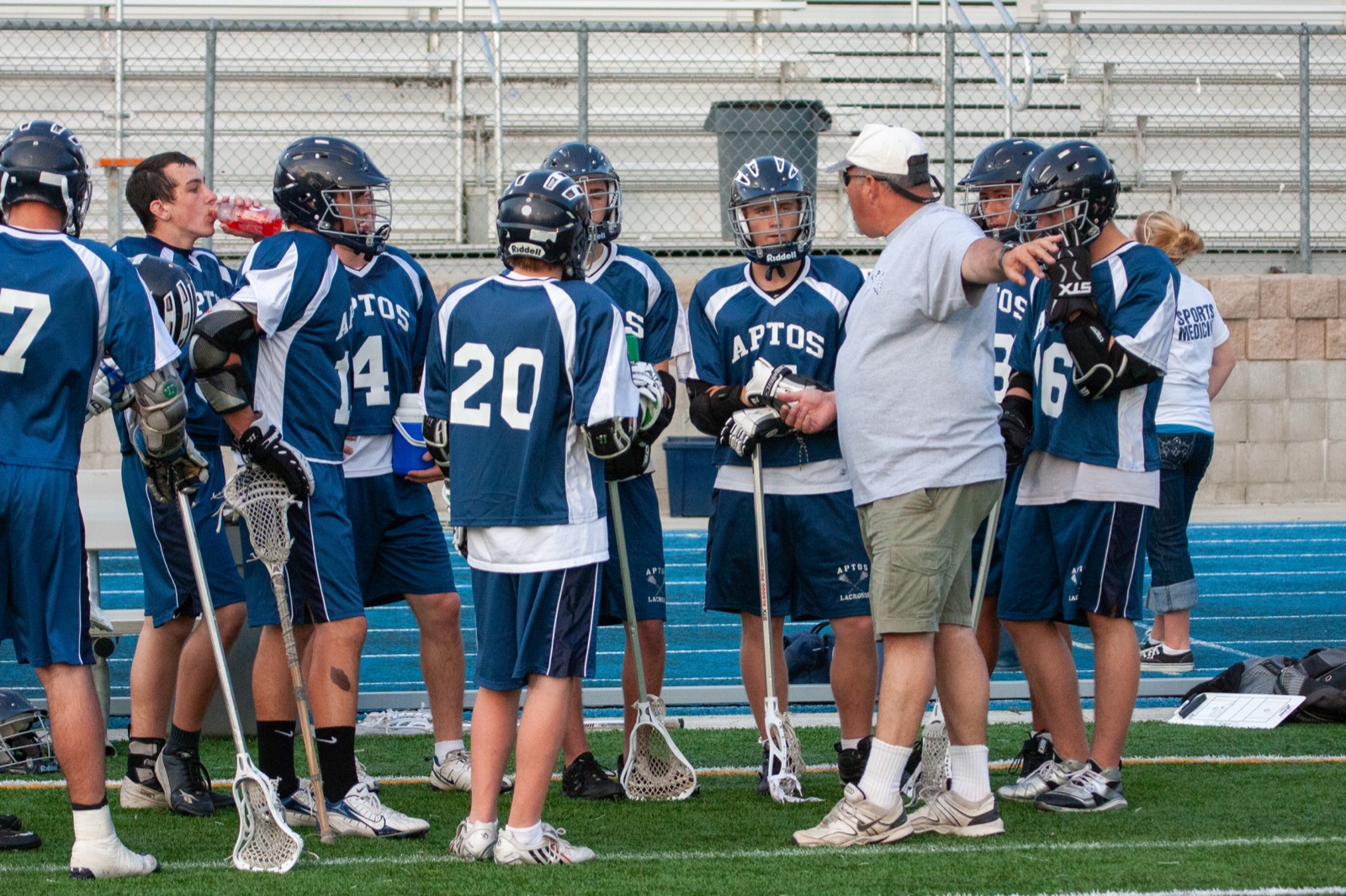 Aptos vs Watsonville game action