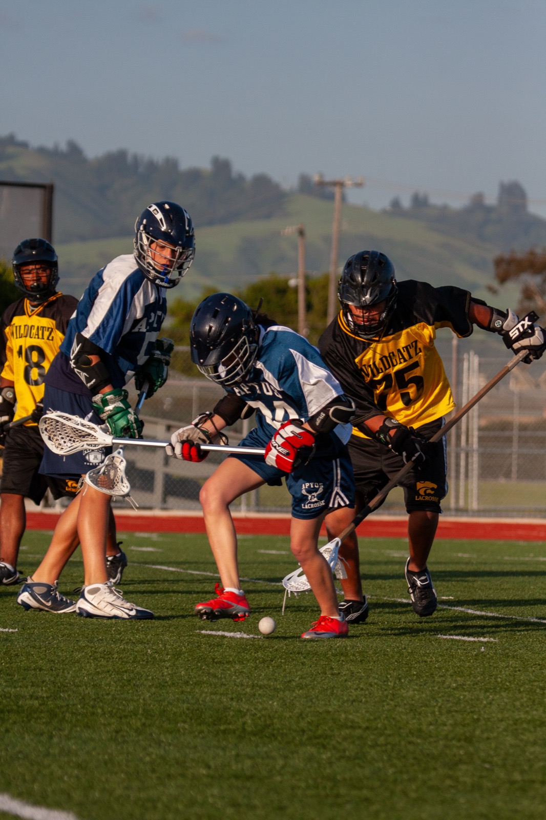 Aptos vs Watsonville game action