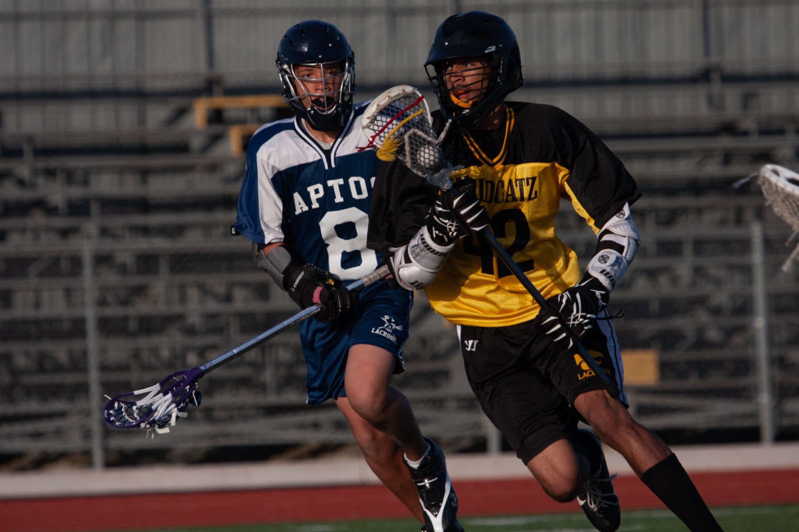 Aptos vs Watsonville game action