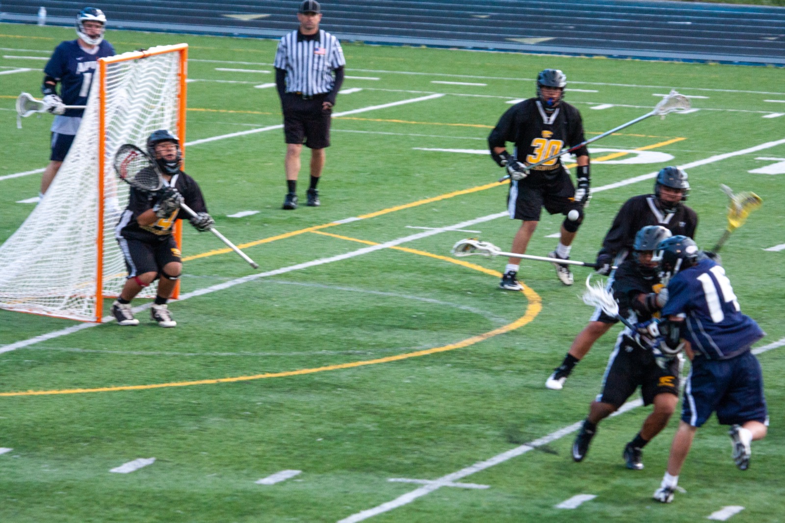 Aptos vs Watsonville game action