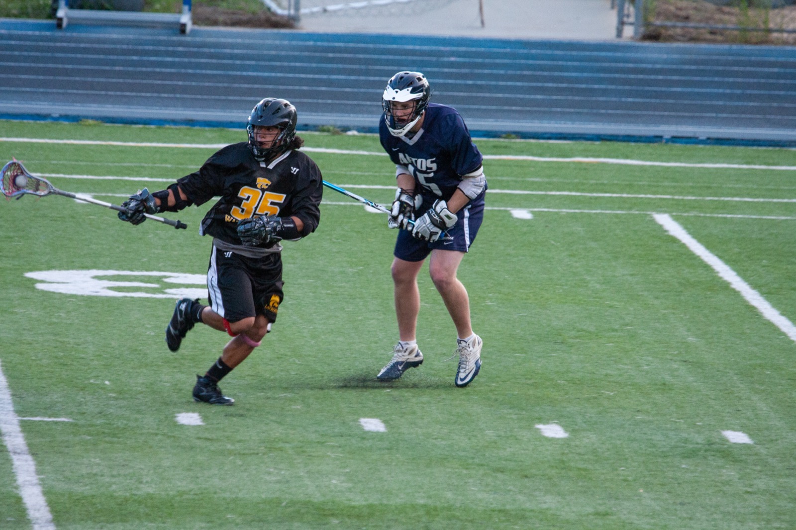 Aptos vs Watsonville game action