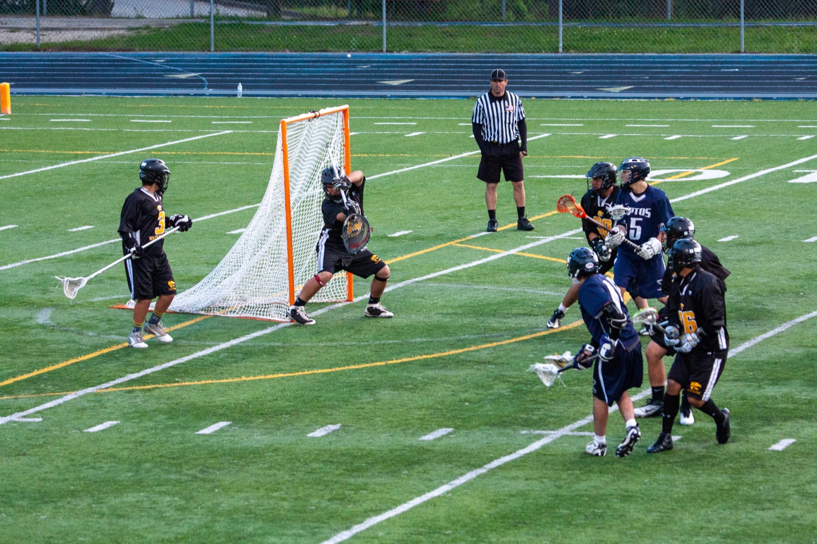 Aptos vs Watsonville game action