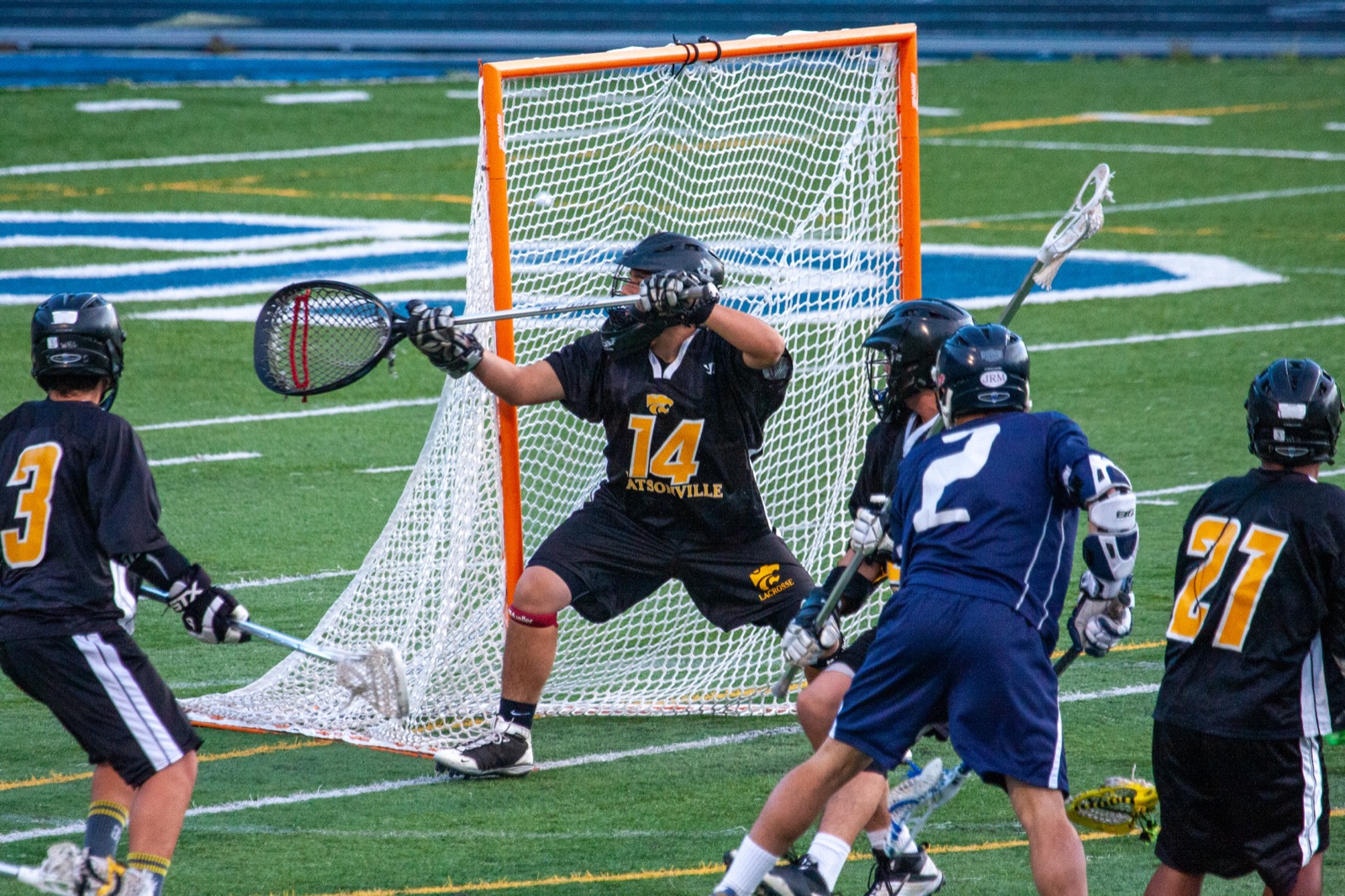 Aptos vs Watsonville game action