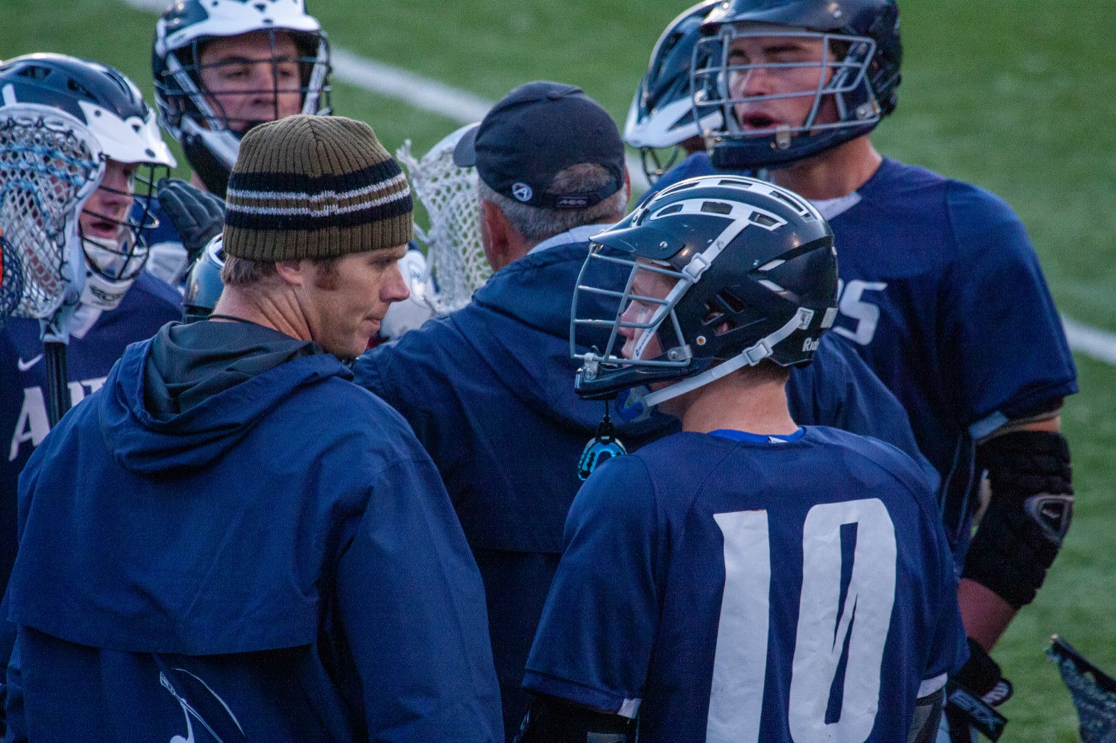 Aptos vs Watsonville game action