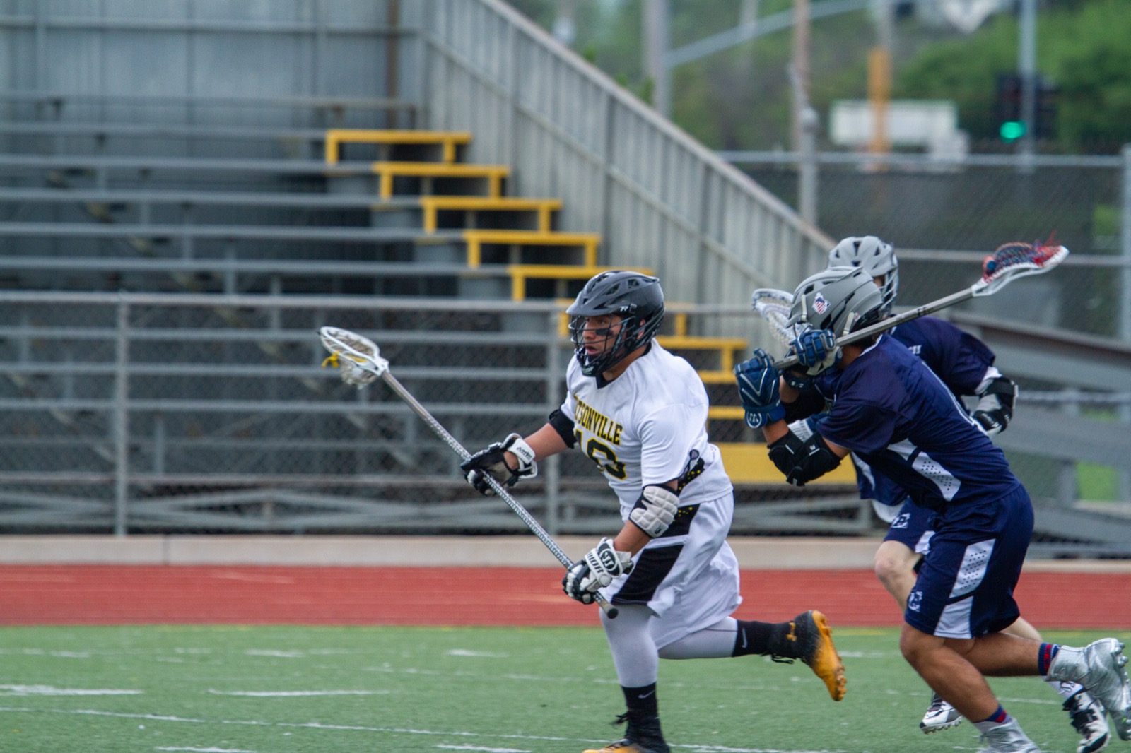 Aptos vs Watsonville game action