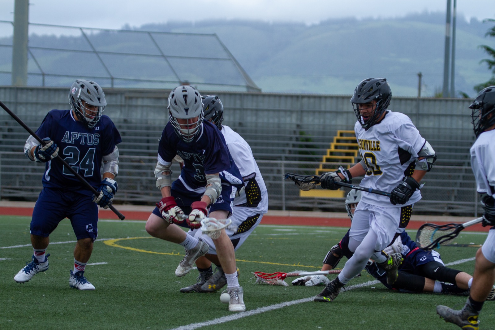 Aptos vs Watsonville game action