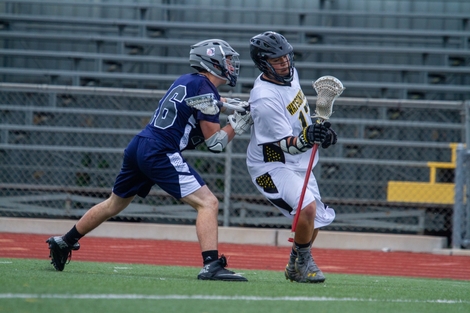Aptos vs Watsonville game action