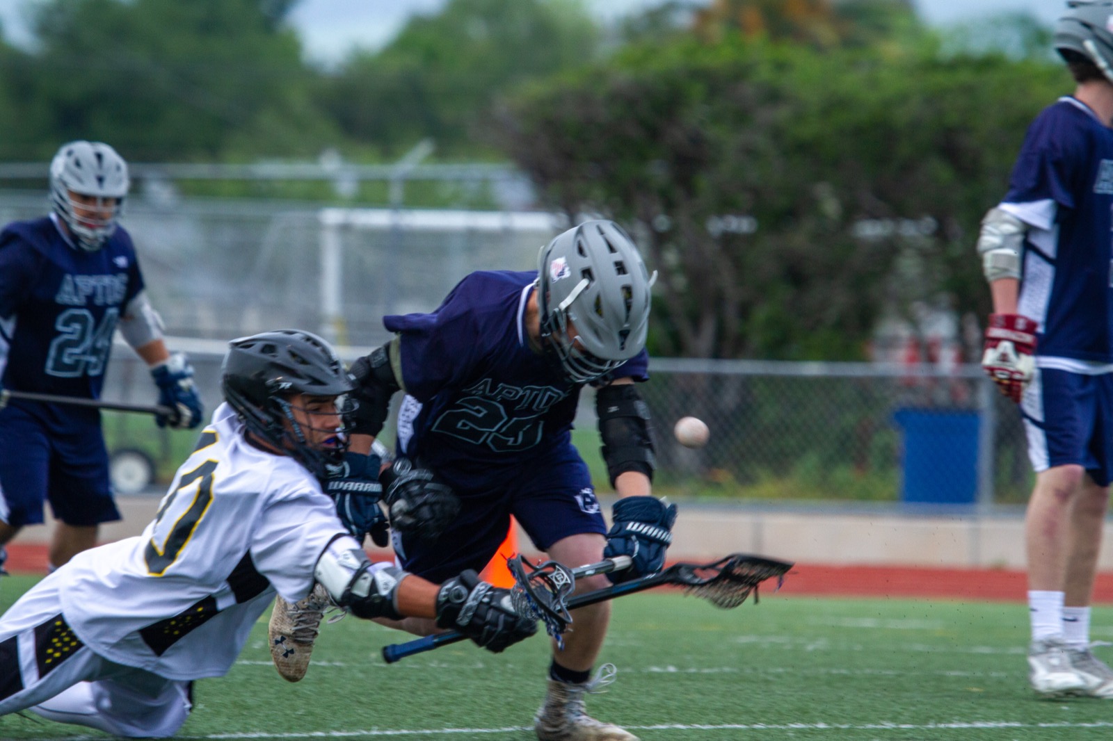 Aptos vs Watsonville game action