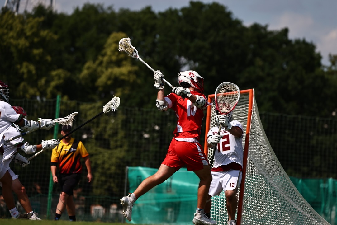 Aidan Niklaus ripping a behind-the-back shot for Switzerland at the 2025 European Championships